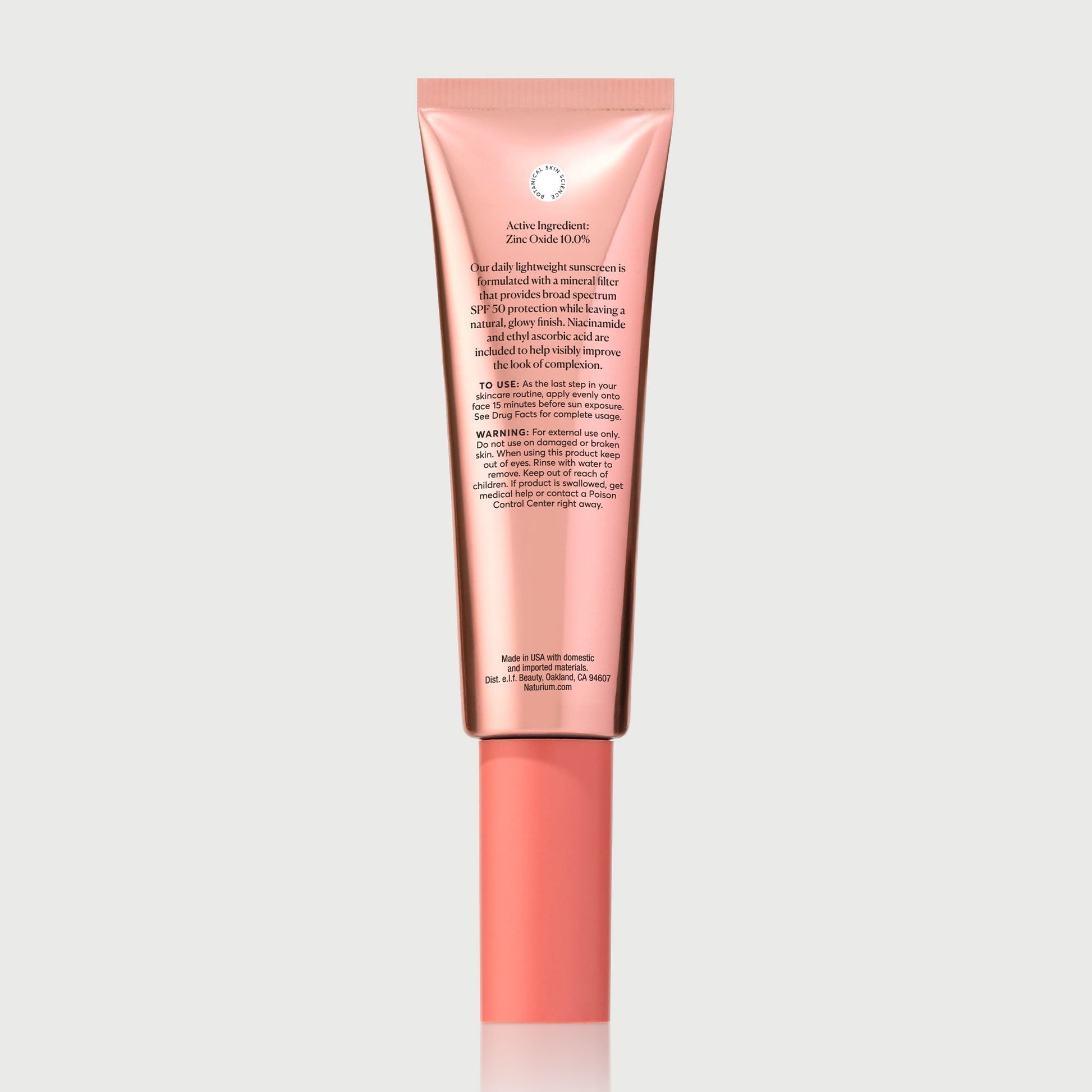 dew-glow-moisturizer-mineral-spf-50-y5 NATR-10163_Dew-Glow-Moisturizer-Mineral-SPF_back_capon-bonebkgd_a99e231e-ca92-4014-addb-f1e7b794e9ab.jpg
