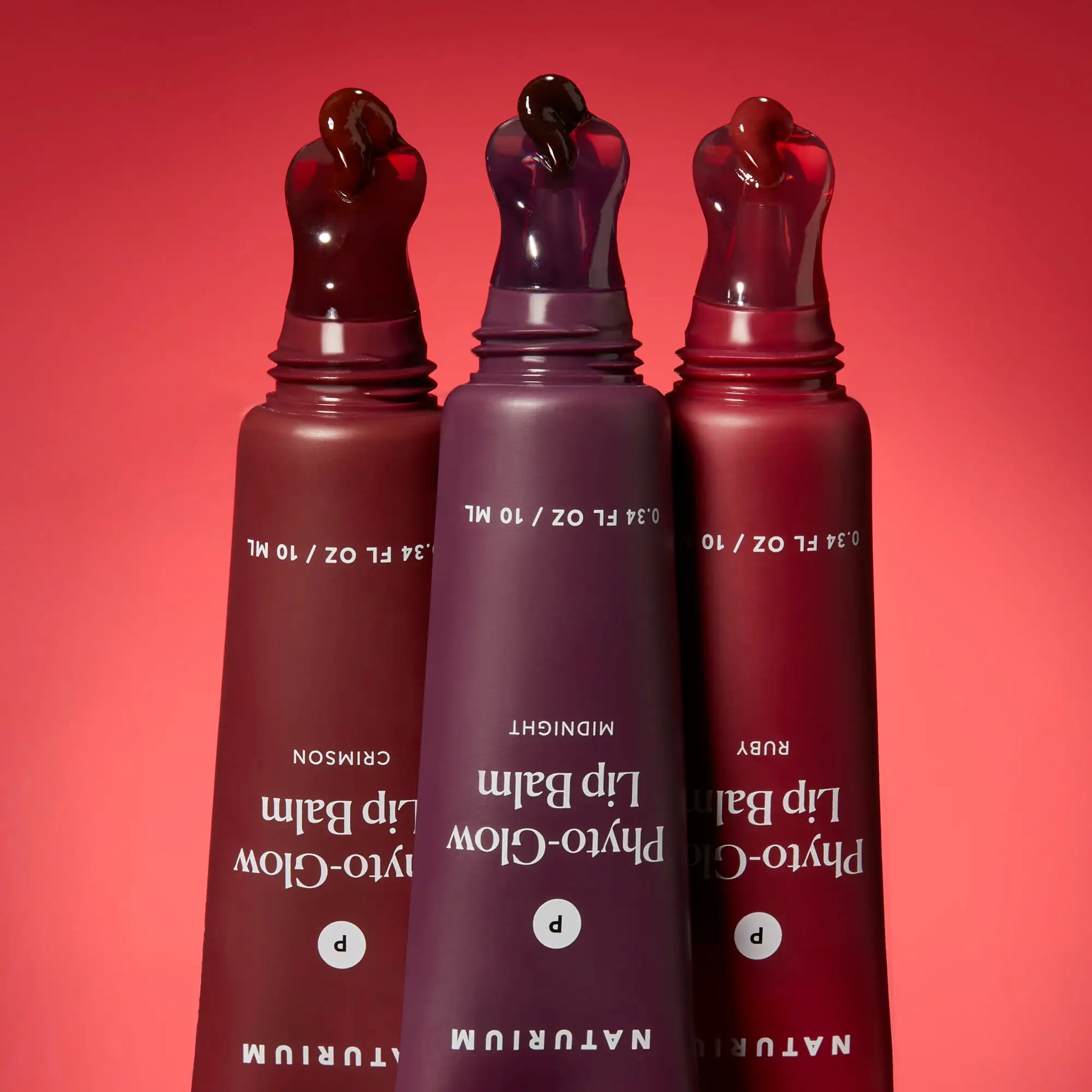 phyto-glow-lip-balm-crimson-p1 phytoglow-moody_6357-crop_1_e73a7054-8061-4f72-8a58-c0111f6fcffa.webp